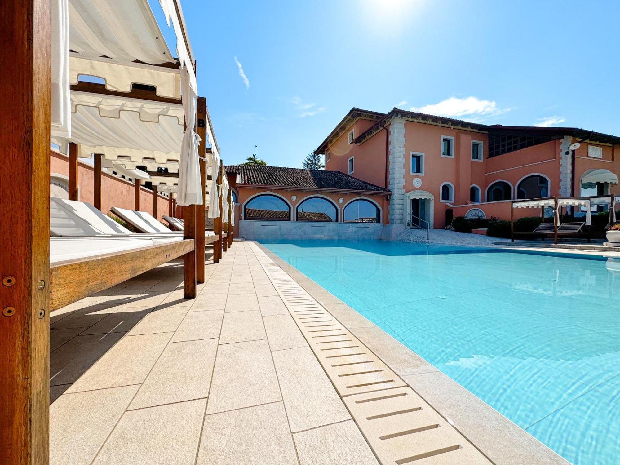 Castello Di Spessa - Residenze D'Epoca Hotel Capriva del Friuli ภายนอก รูปภาพ