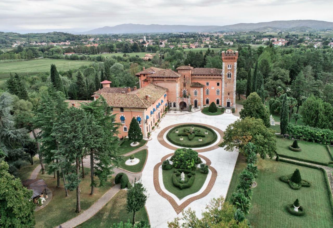 Castello Di Spessa - Residenze D'Epoca Hotel Capriva del Friuli ภายนอก รูปภาพ